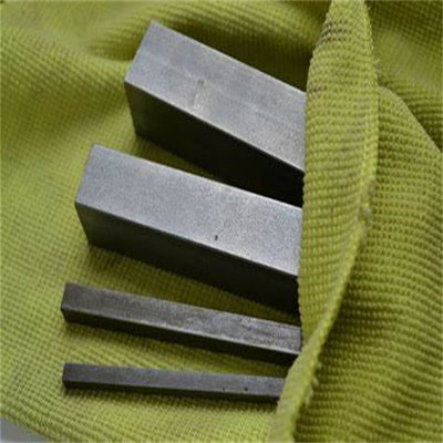 Q235B 12mm OD لحام الكربون الصلب شريط مربع 6m بناء يستخدم أسود ASTM DIN