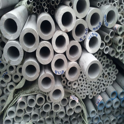 304 304L أنابيب الفولاذ المقاوم للصدأ بلا خيوط AISI ASME معيار 21mm OD 1.6mm سمك 6 متر الطول