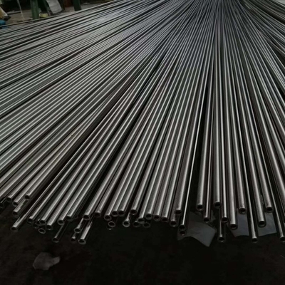 ASTM 316 الدرجة 32 DN BA أنابيب الفولاذ المقاوم للصدأ السطحية 1.6mm سمك أنابيب الفولاذ المقاوم للصدأ المطاطية باردة الطول المخصص