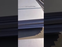 لوحة الفولاذ المقاوم للصدأ تحت أشعة الشمس